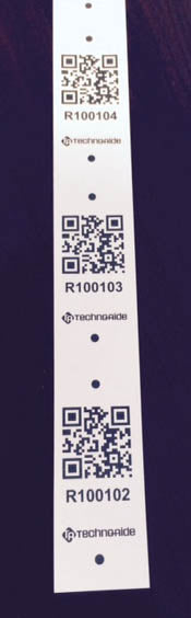 Apron-Hub QR Serial Number Labels